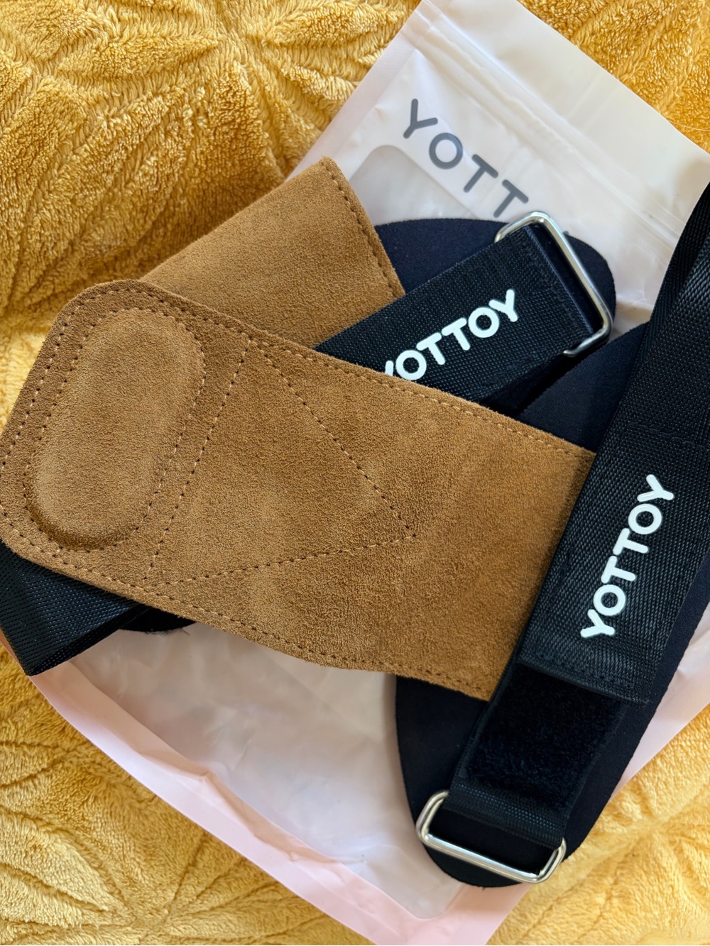 Leather Heavy Weightlifting Padding Wrist Straps - Picture 5 of 5